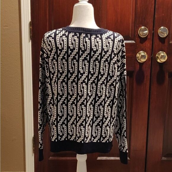 Tommy Hilfiger Two-Tone Cable Sweater - Picture 6 of 12